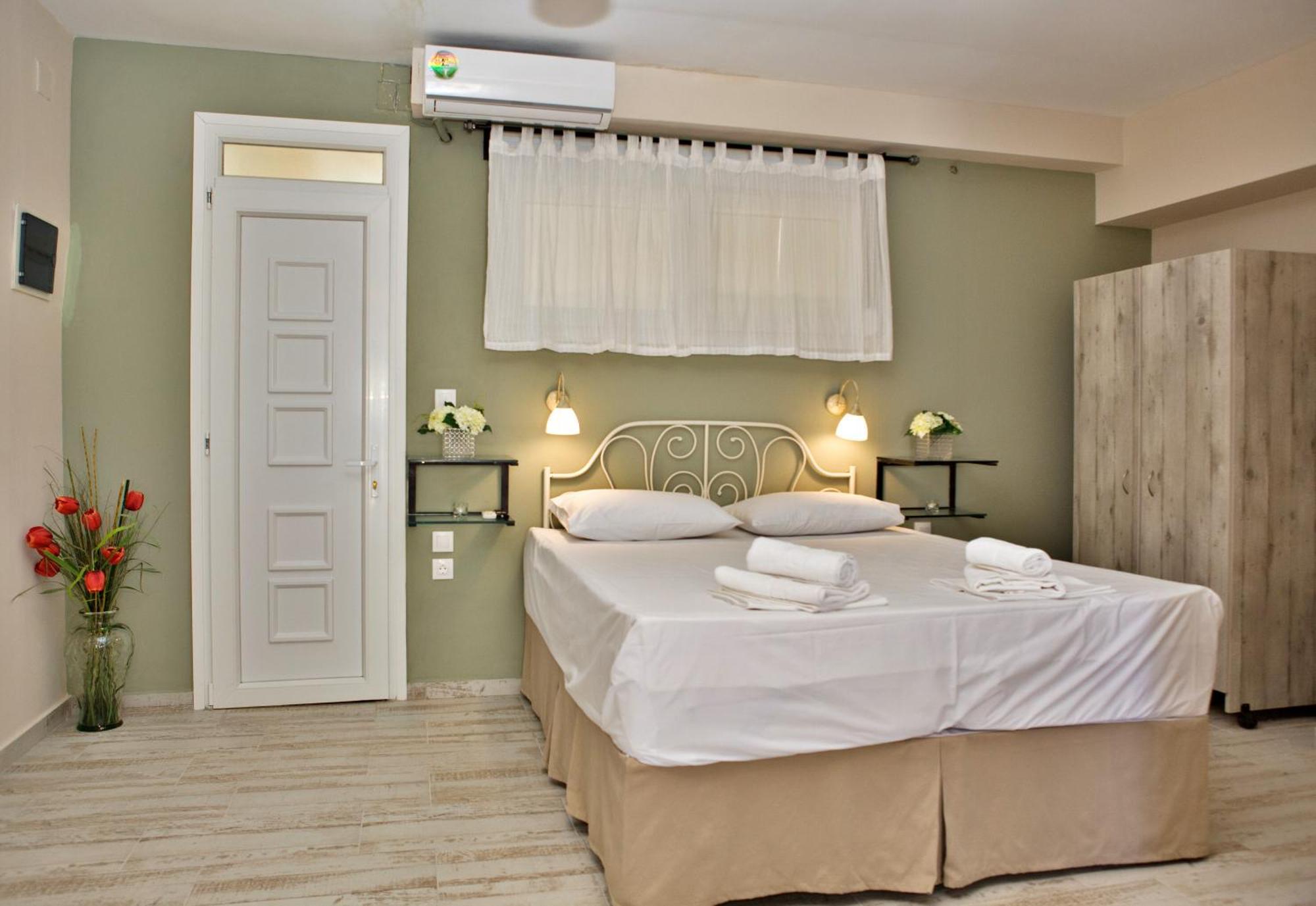 Axion Esti Apartments 스코펠로스 타운 객실 사진