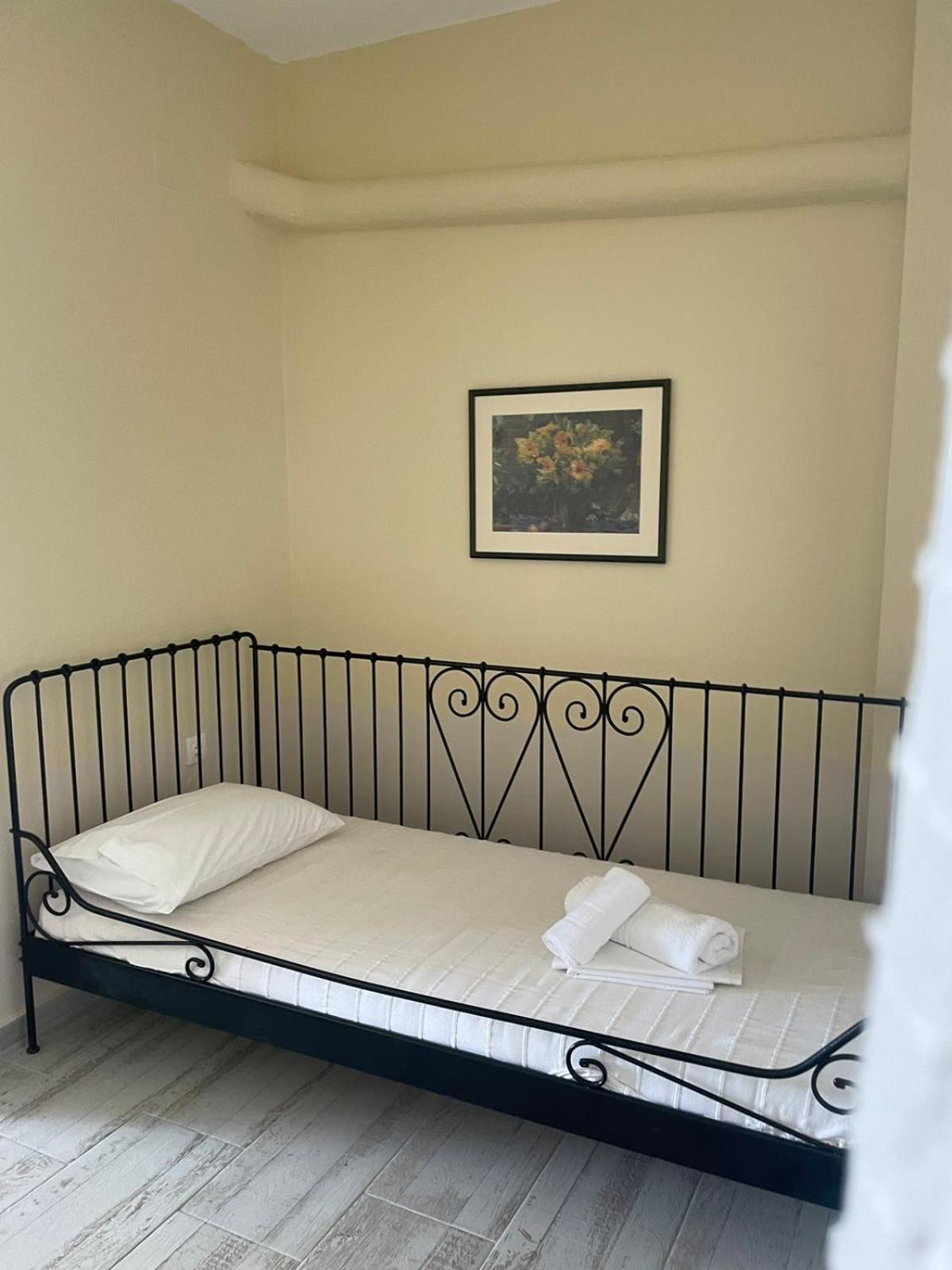 Axion Esti Apartments 스코펠로스 타운 객실 사진